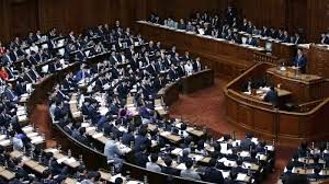 自公、次期解散・総選挙での追い込まれ解散回避狙い（追記）