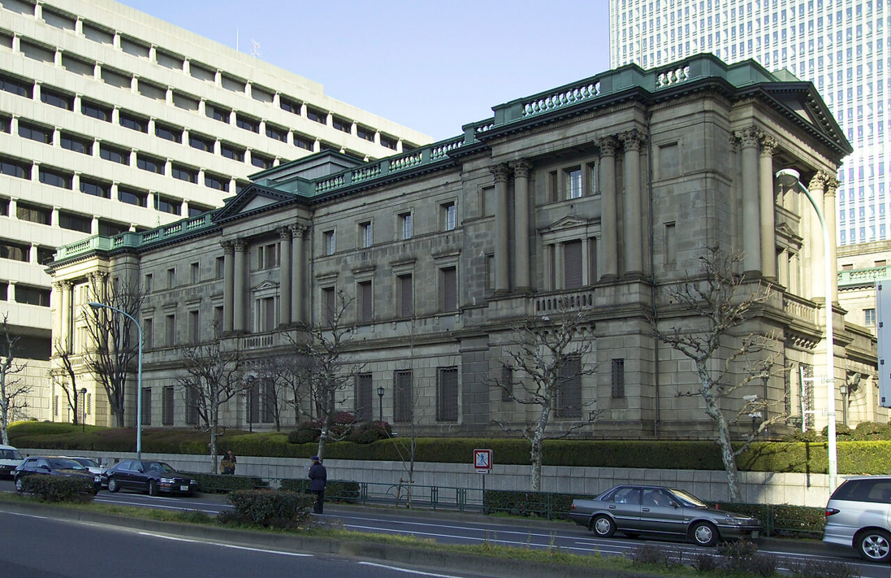 黒田日銀がQE（量的金融緩和政策）を終了したが資源価格インフレは収束せずーウクライナ戦争の終結が唯一のカギ